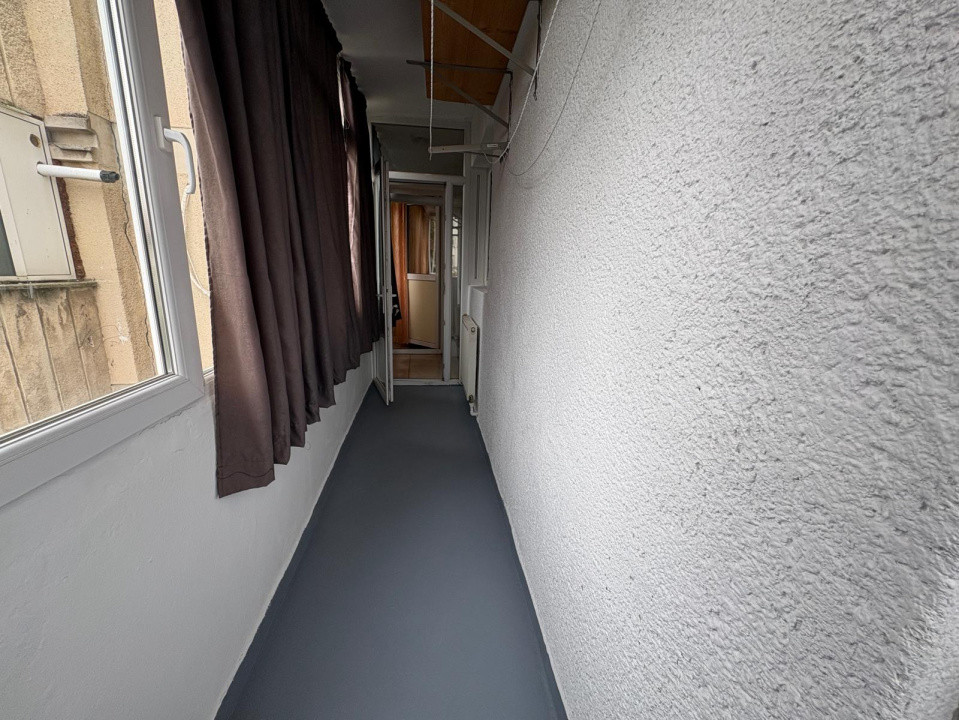 Apartament, 3 camere, decomandat, 78 mp, Calea Bucuresti, Zona Pasajului 