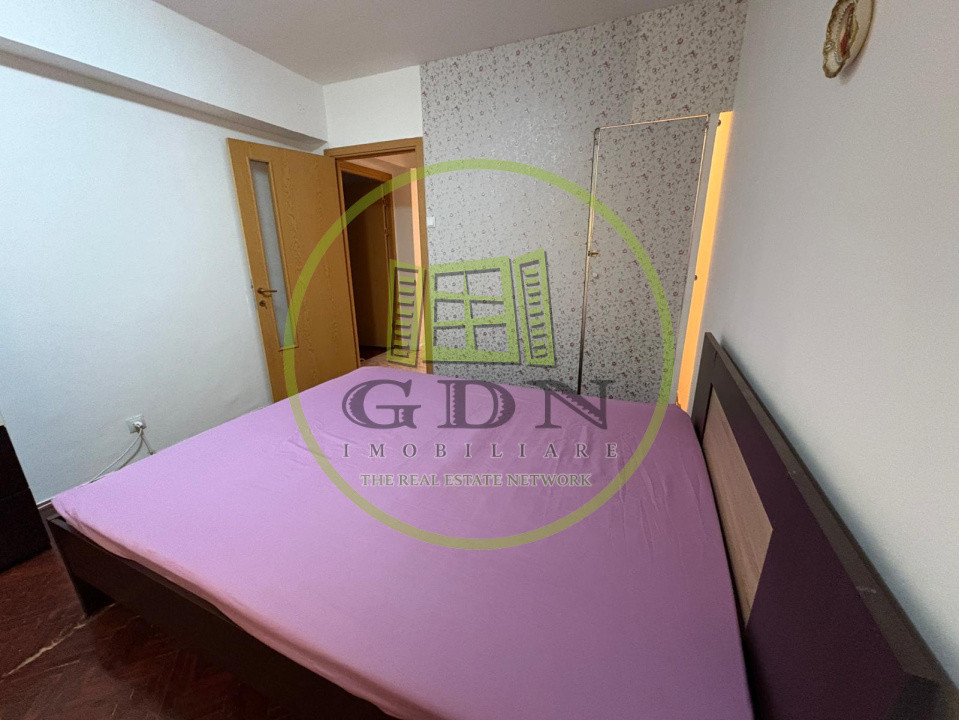 Apartament, 3 camere, decomandat, 78 mp, Calea Bucuresti, Zona Pasajului 
