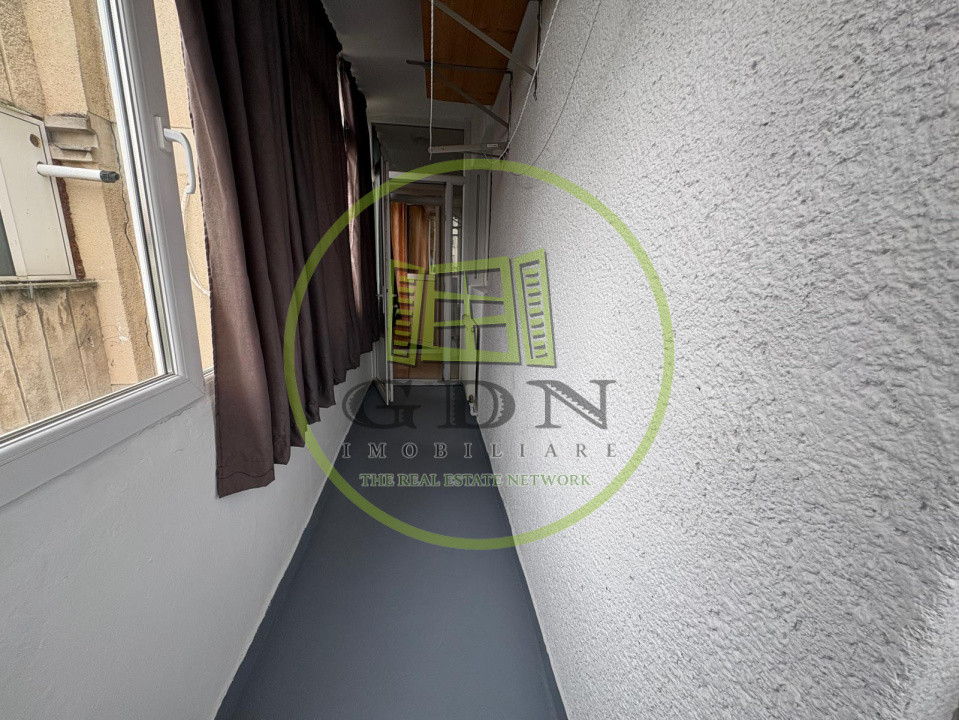 Apartament, 3 camere, decomandat, 78 mp, Calea Bucuresti, Zona Pasajului 
