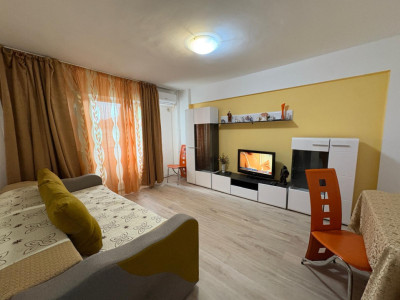 Apartament, 3 camere, decomandat, 78 mp, Calea Bucuresti, Zona Pasajului 