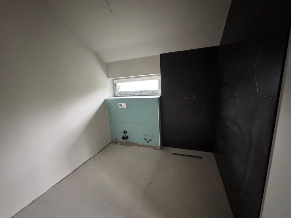Oportunitate! Casă cu etaj, finisată, 180 mp., Câmpenești, 185000 Eur