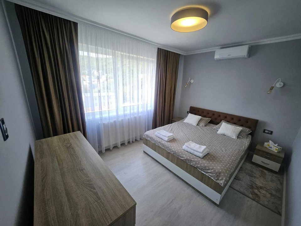 Închiriere apartament mobilat lux + parcare, Car. Grigorescu