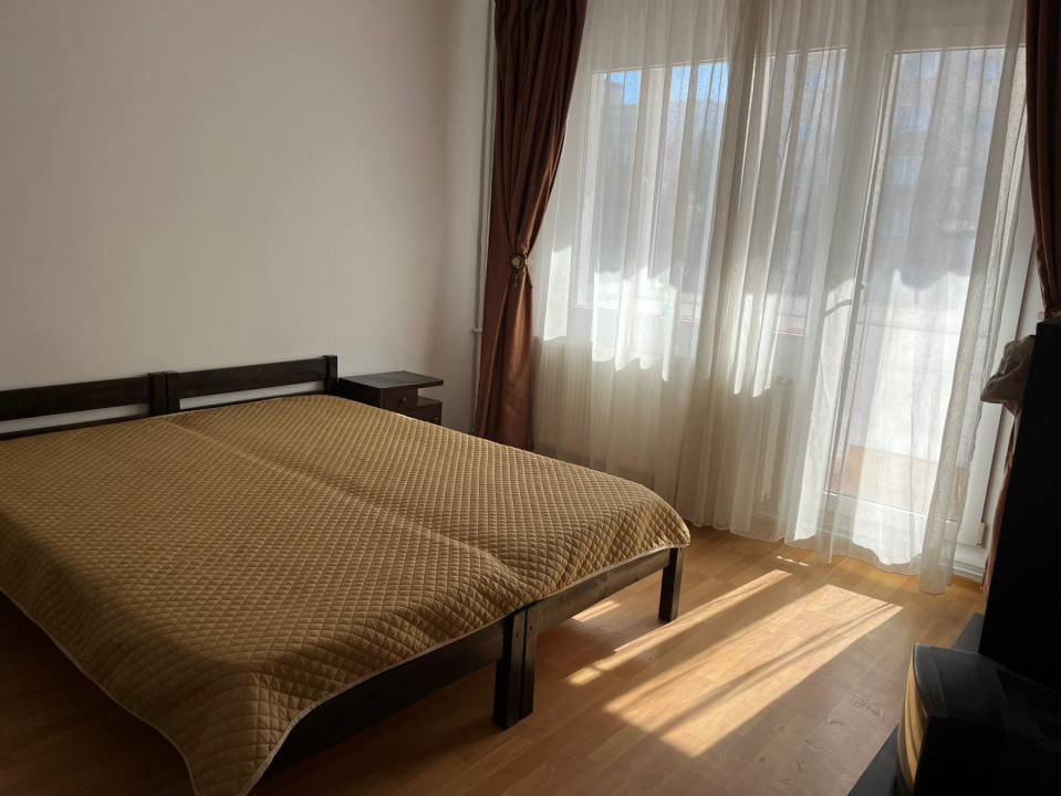 Garsonieră de închiriat – Brașov, Calea București