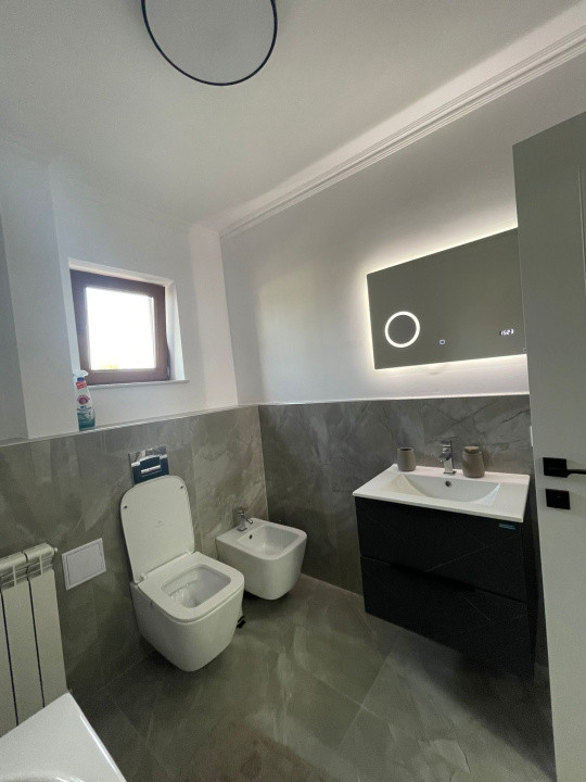 APARTAMENT DE VANZARE, 3 CAM,PARTER ZONA PETRESTI 