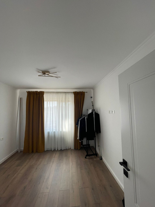 APARTAMENT DE VANZARE, 3 CAM,PARTER ZONA PETRESTI 