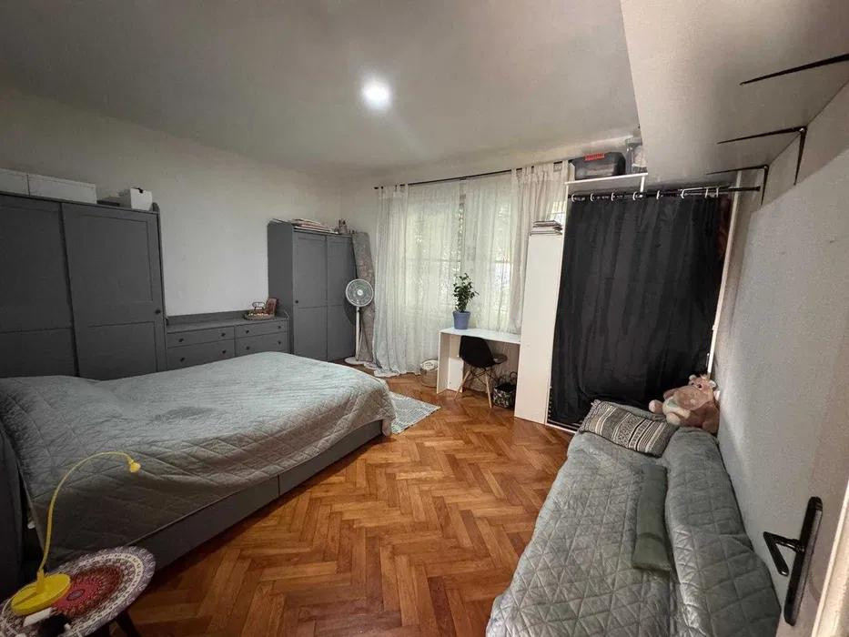 Oportunitate! Apart. la casă, 2 camere, 2 locuri de parcare,  Mărăști