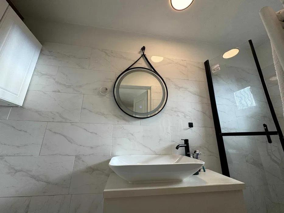 Oportunitate! Apart. la casă, 2 camere, 2 locuri de parcare,  Mărăști