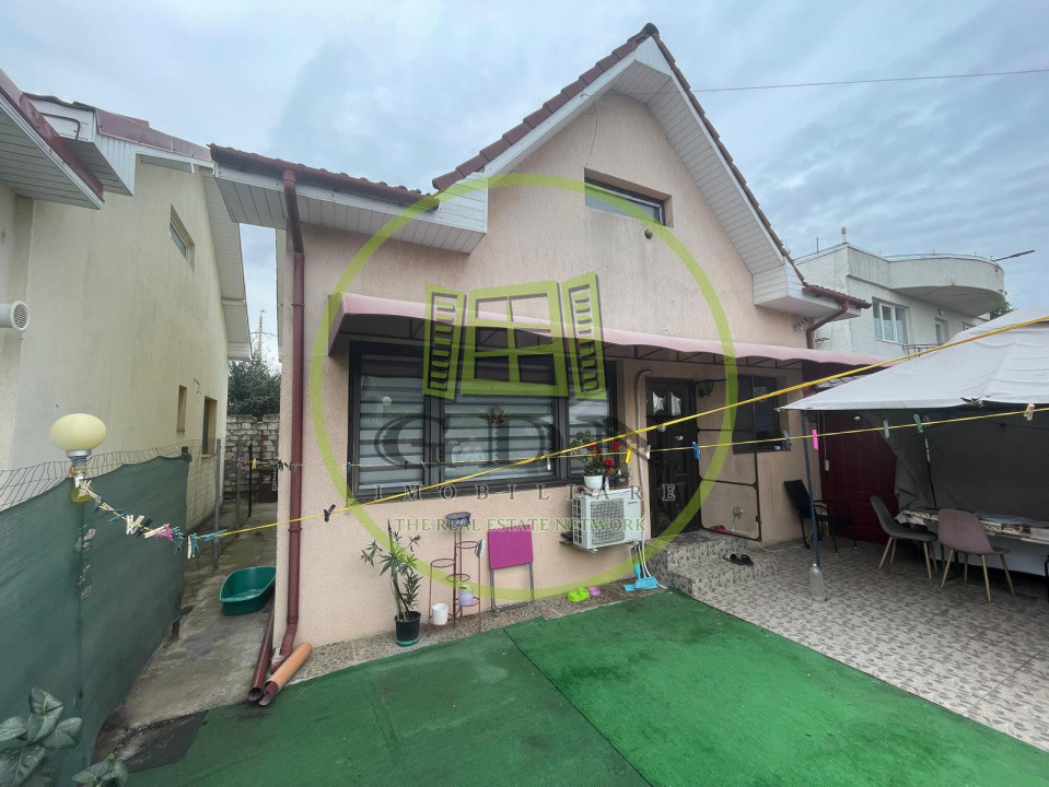 Casa parter cu 3 camere și spațiu mansardabil în pod în cartierul Brestei