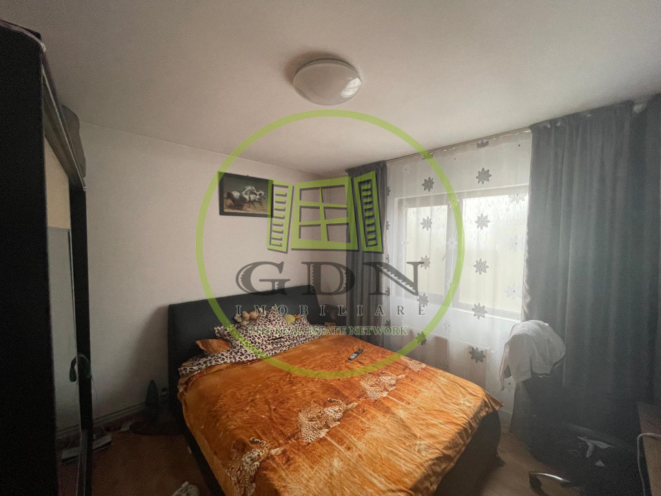 Casa parter cu 3 camere și spațiu mansardabil în pod în cartierul Brestei