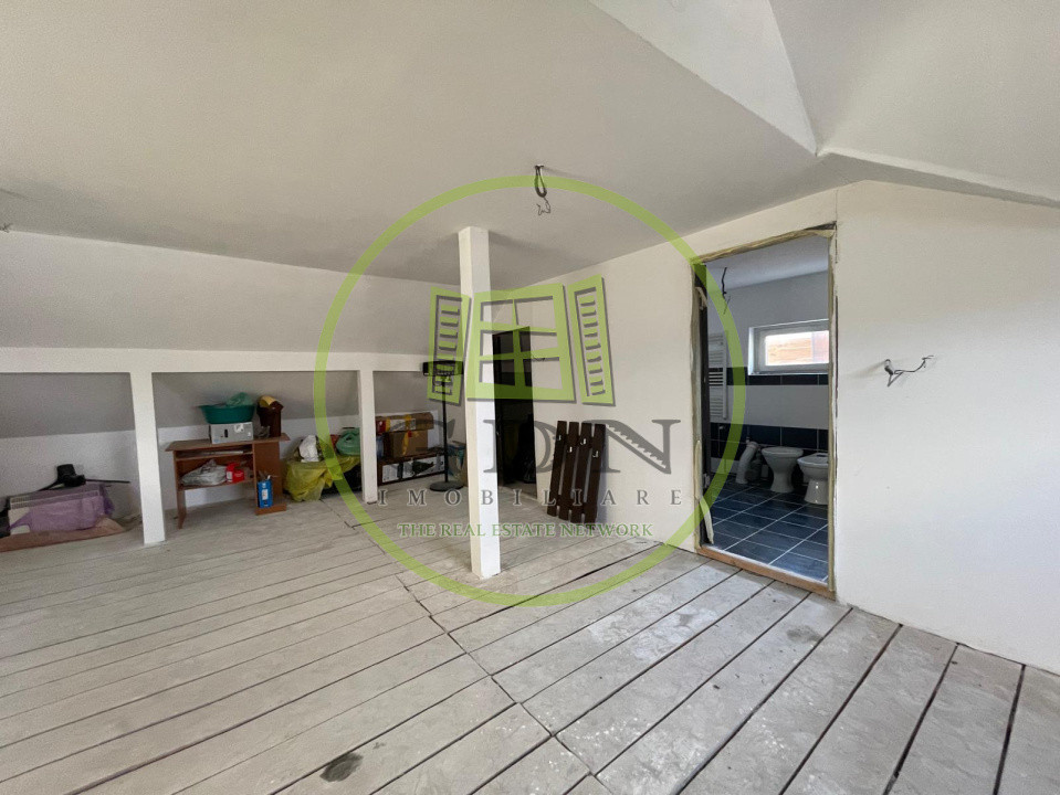 Casa parter cu 3 camere și spațiu mansardabil în pod în cartierul Brestei