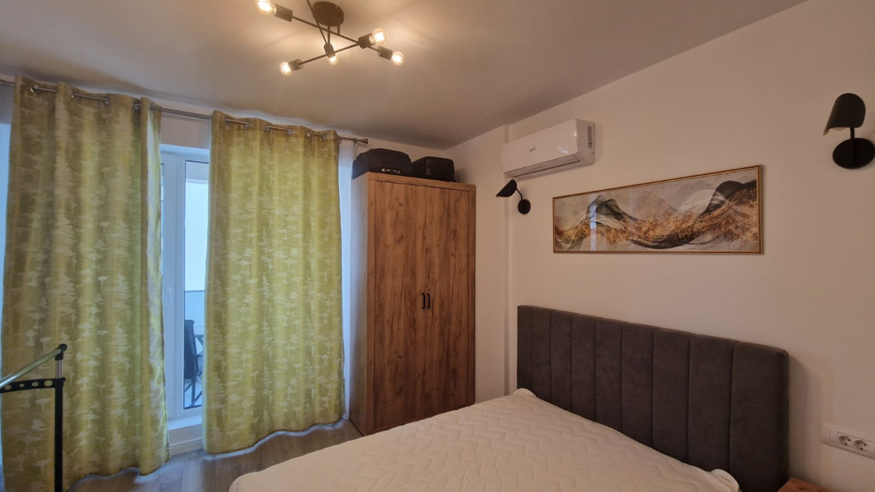 Apartament 2 camere, semidecomandat, 53mp, Calea Bucuresti, zona Lidl