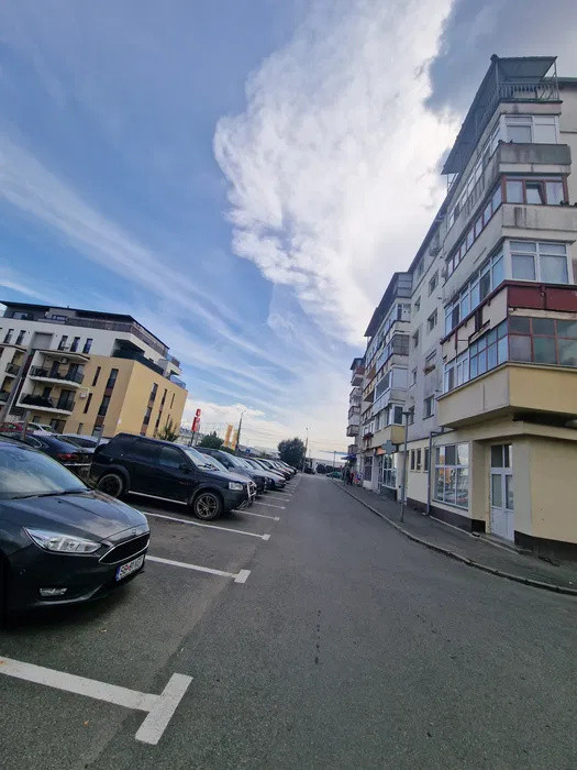 Apartament 3 camere zona Broscarie