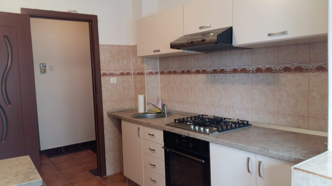 CHIRIE 2 camere decomandat | Centru Civic - str. Toamnei 