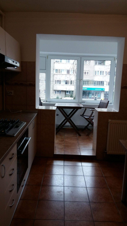 CHIRIE 2 camere decomandat | Centru Civic - str. Toamnei 