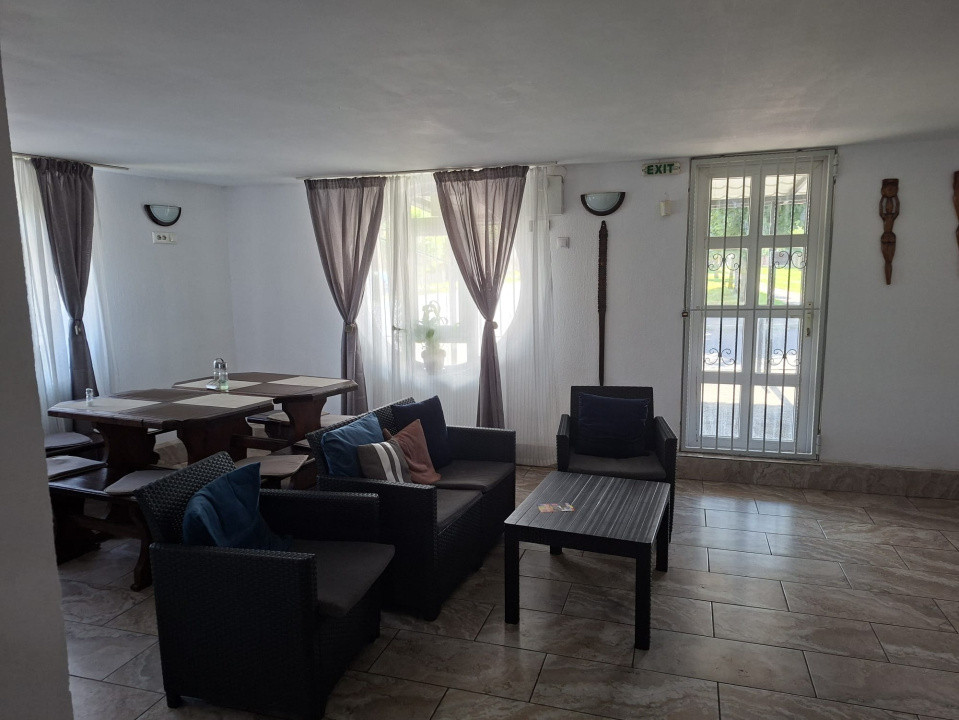  Spațiu comercial de închiriat – Râșnov, DN73