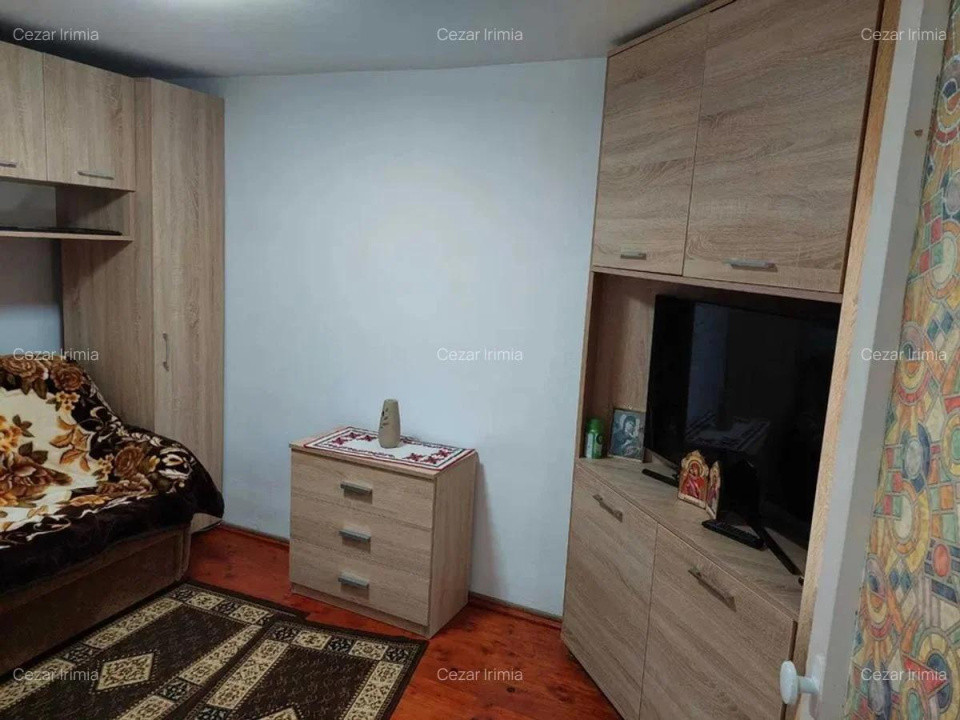 Vand casa 3 camere ARIUSD