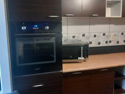 Ofertă de vânzare apart. cu 3 camere, Mărăști, 64 mp.