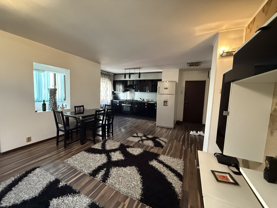 Apartament 4 Camere, open-space, 100mp, George Enescu, zona Liceul de Chimie