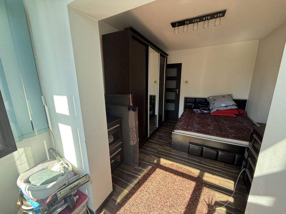 Apartament 4 Camere, open-space, 100mp, George Enescu, zona Liceul de Chimie