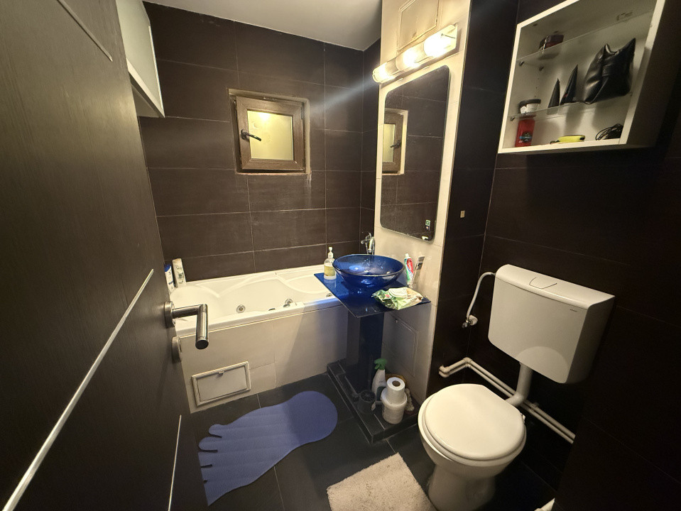 Apartament 4 Camere, open-space, 100mp, George Enescu, zona Liceul de Chimie