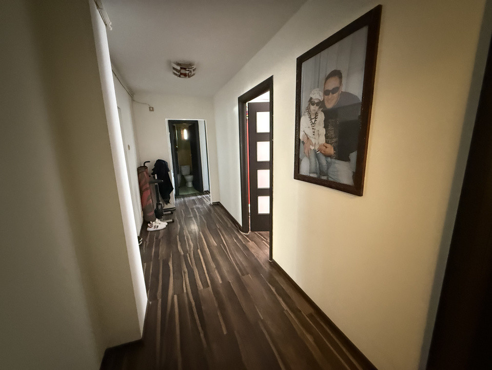 Apartament 4 Camere, open-space, 100mp, George Enescu, zona Liceul de Chimie
