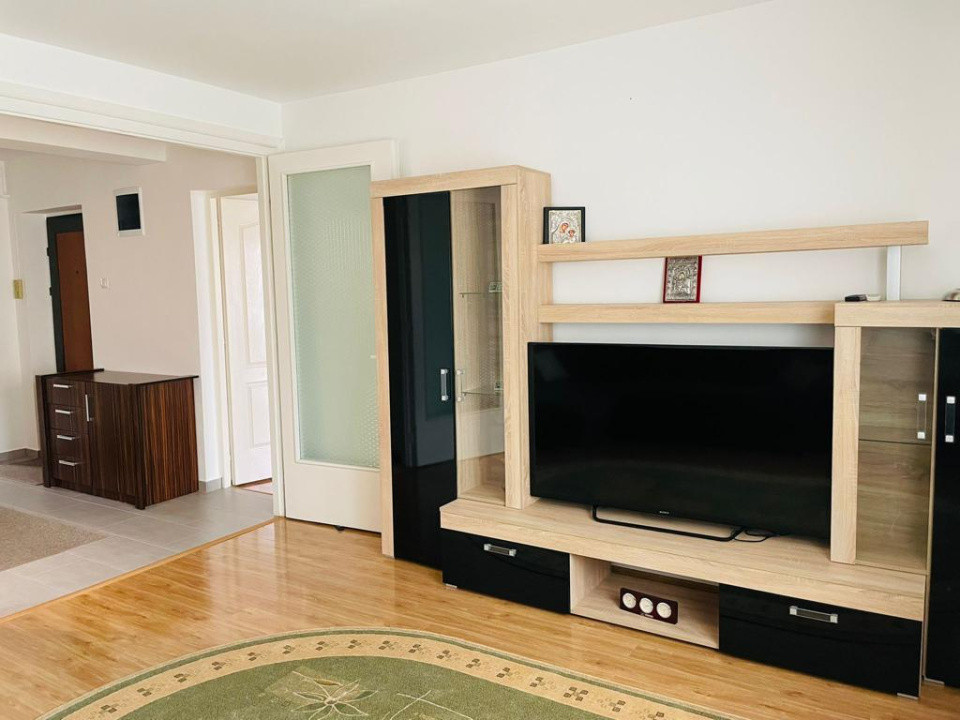 🏠 Închiriez apartament 2 camere – zona Alba Iulia, 54 mp