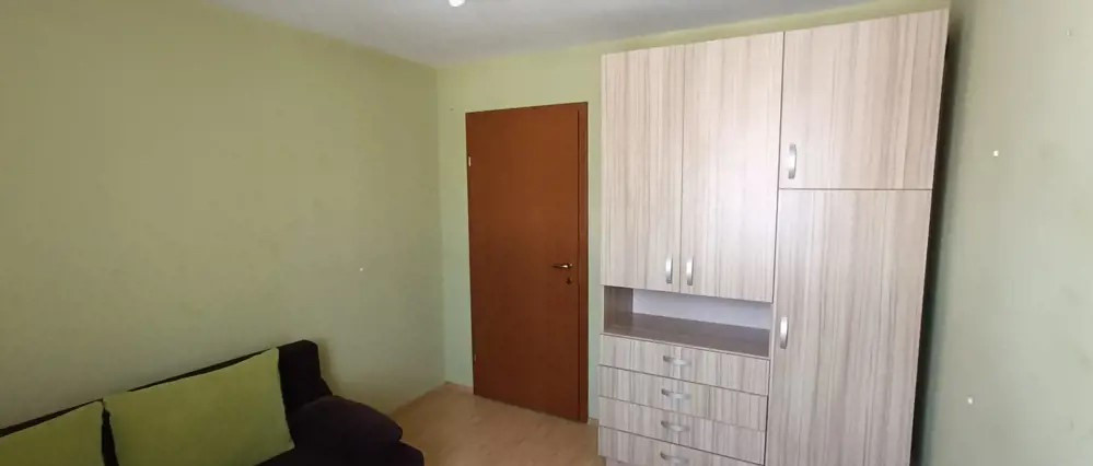Apartament 3 camere zona Cedonia