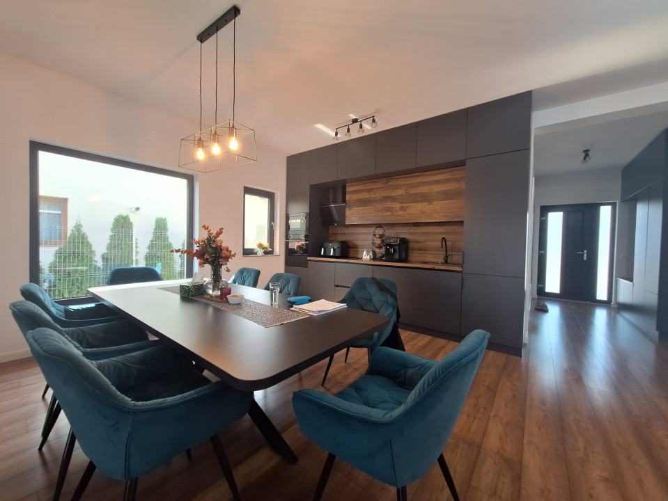 Oportunitate! Casă de lux la cheie, 280000 Eur, com. Mihai Viteazu