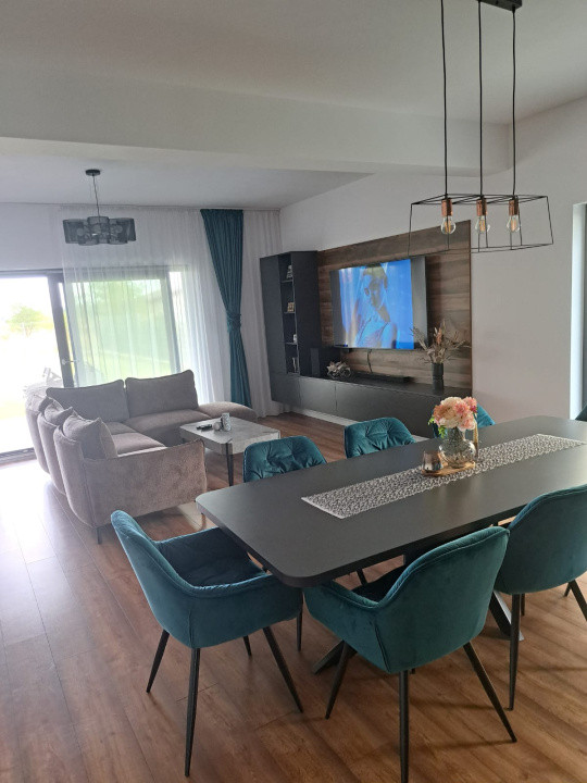 Oportunitate! Casă de lux la cheie, 280000 Eur, com. Mihai Viteazu