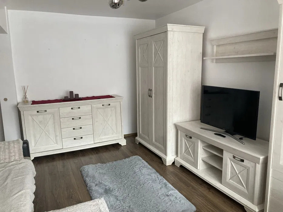 Apartament de inchiriat 2 camere| 50 mp | Zona Strand