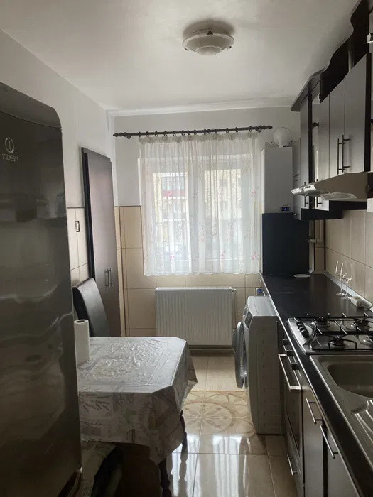Apartament de inchiriat 2 camere| 50 mp | Zona Strand