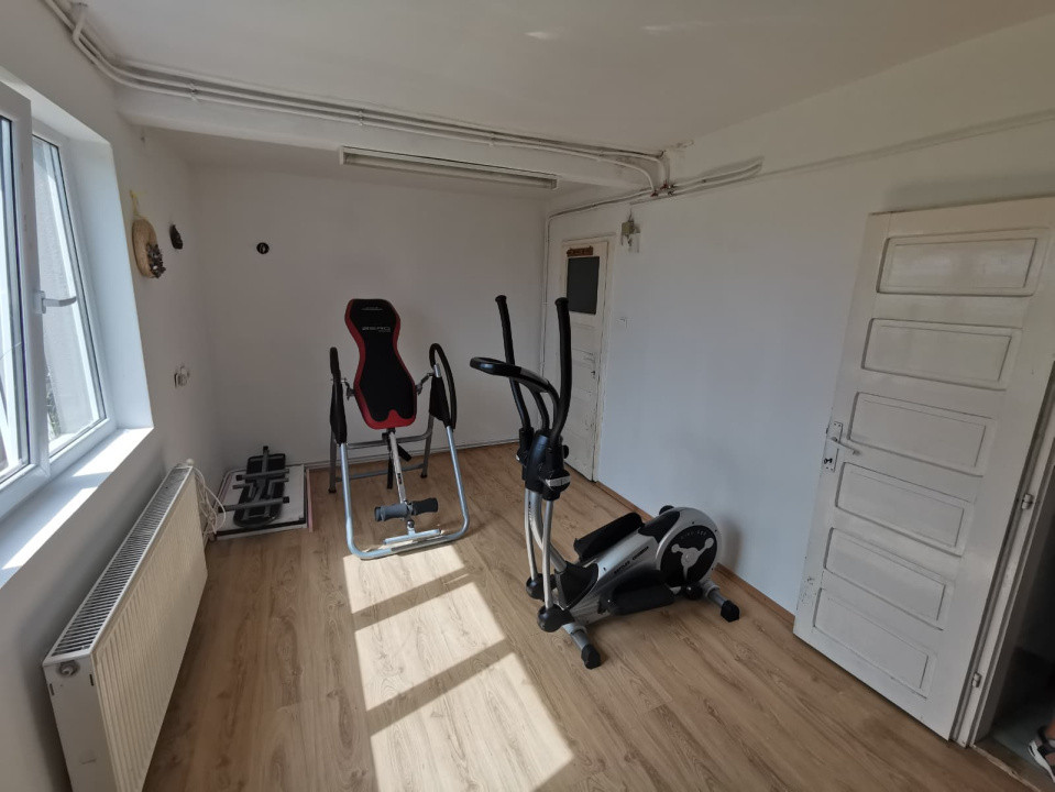 Casa individuala de vanzare in Saldabagiu de Munte, posibilitate de parcelare. 