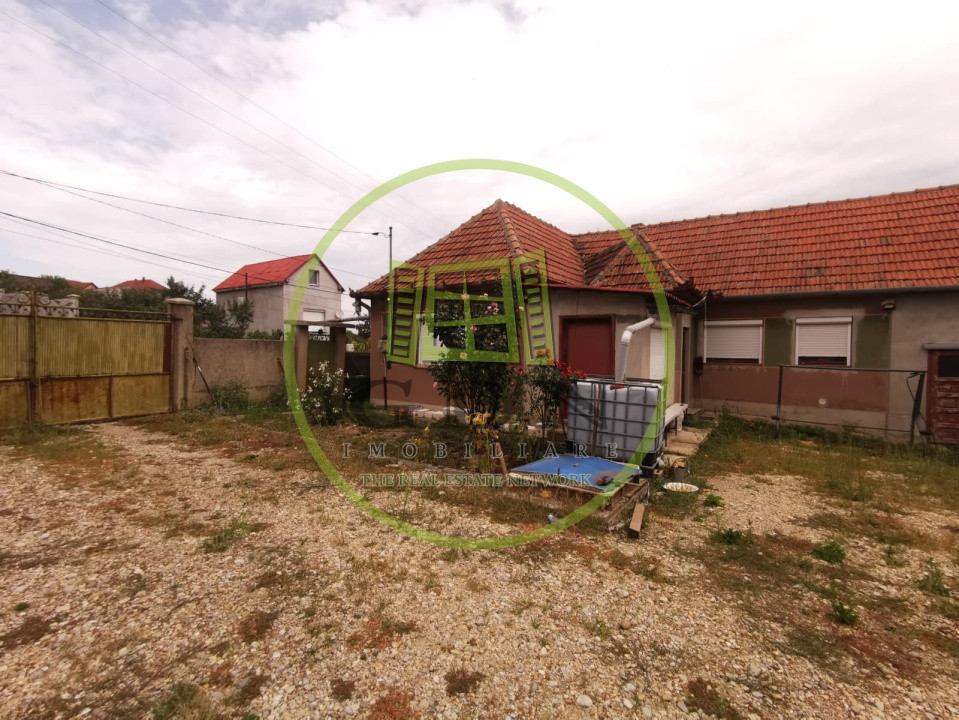 Casa individuala de vanzare in Saldabagiu de Munte, posibilitate de parcelare. 