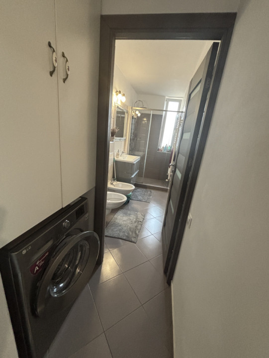 Apartament 3 camere de inchiriat 