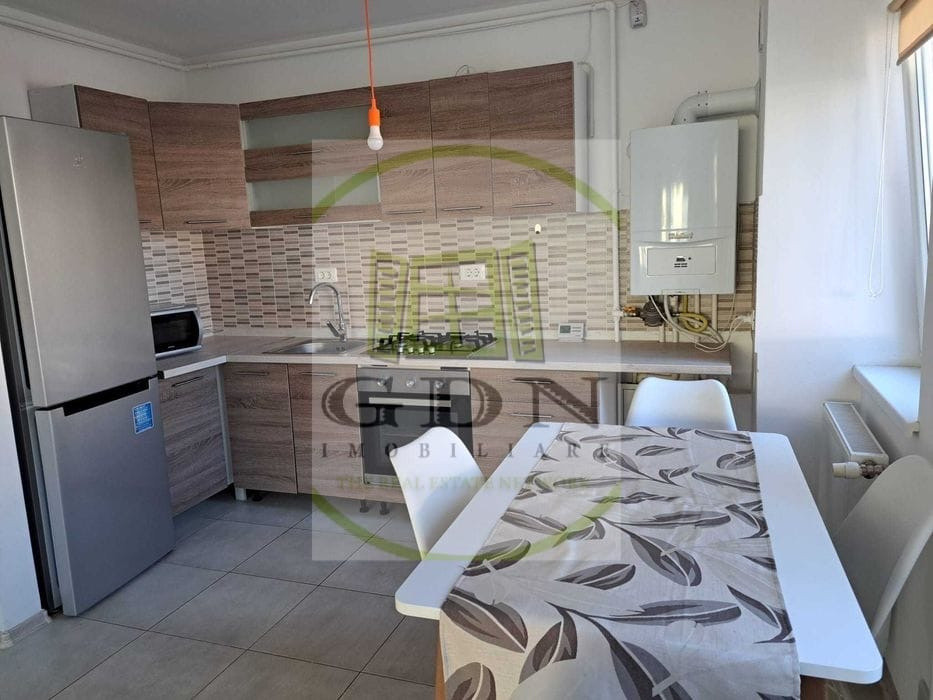 Inchiriere apartament 2 camere decomandat , Brasov Coresi Mall