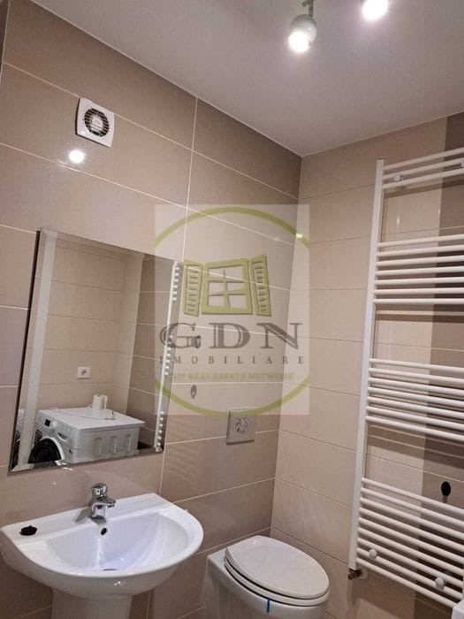 Inchiriere apartament 2 camere decomandat , Brasov Coresi Mall