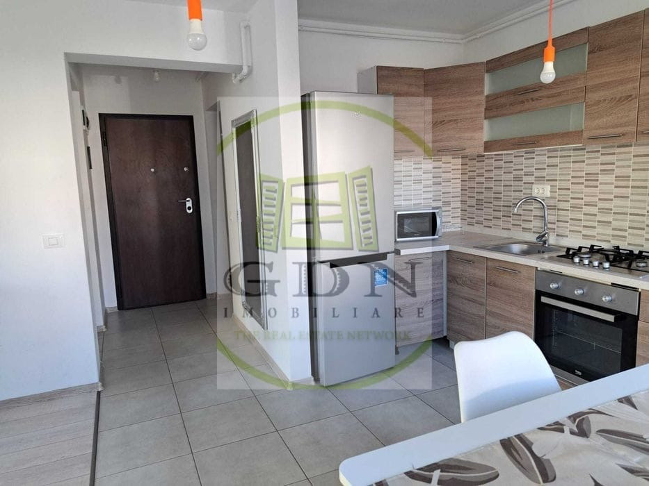 Inchiriere apartament 2 camere decomandat , Brasov Coresi Mall