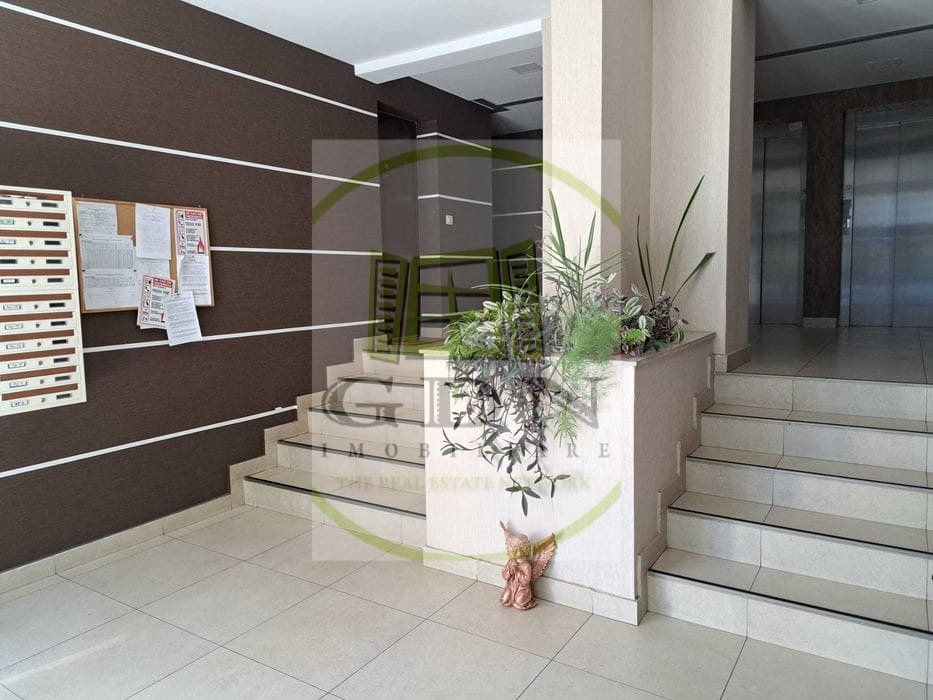 Inchiriere apartament 2 camere decomandat , Brasov Coresi Mall