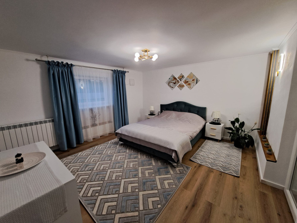 De închiriat – Apartament la casă, zona Parcul Sub Arini