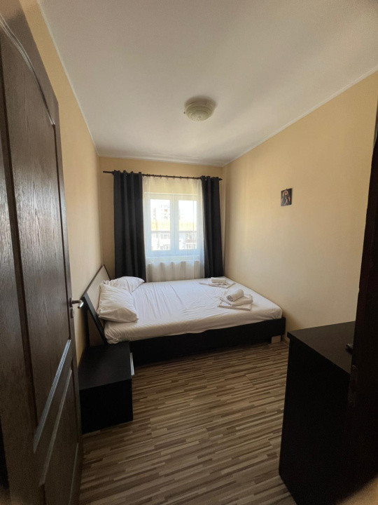 Apartament de vânzare 4 camere | 89 mp | Zona Vasile Aaron