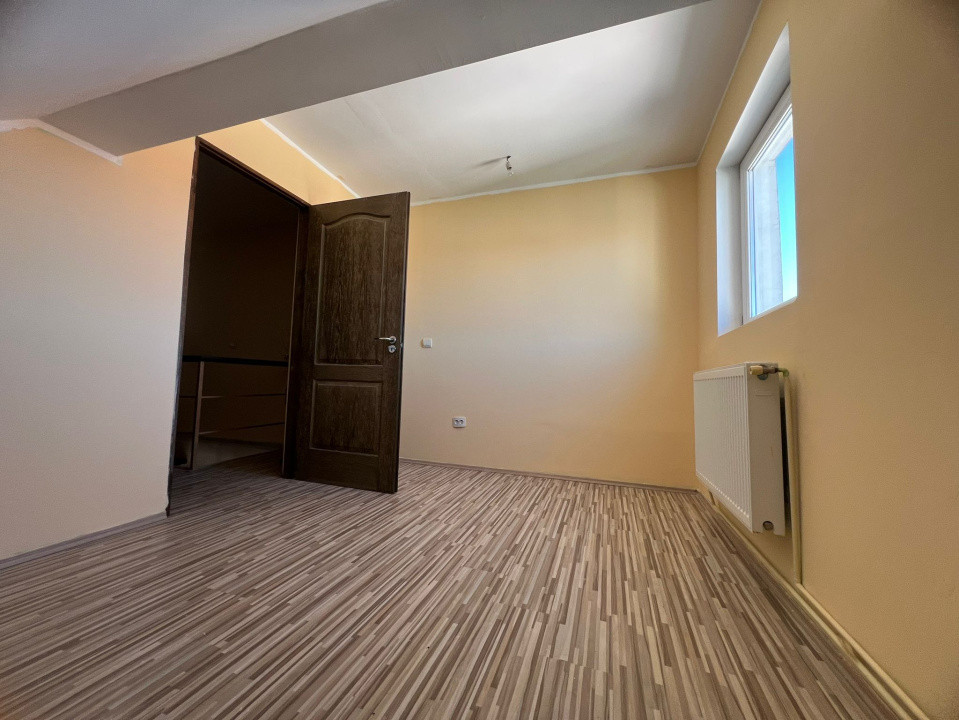 Apartament de vânzare 4 camere | 89 mp | Zona Vasile Aaron