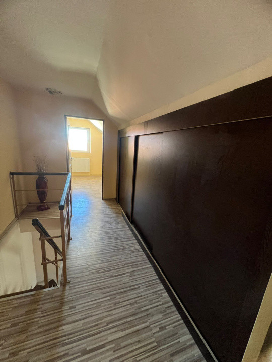 Apartament de vânzare 4 camere | 89 mp | Zona Vasile Aaron