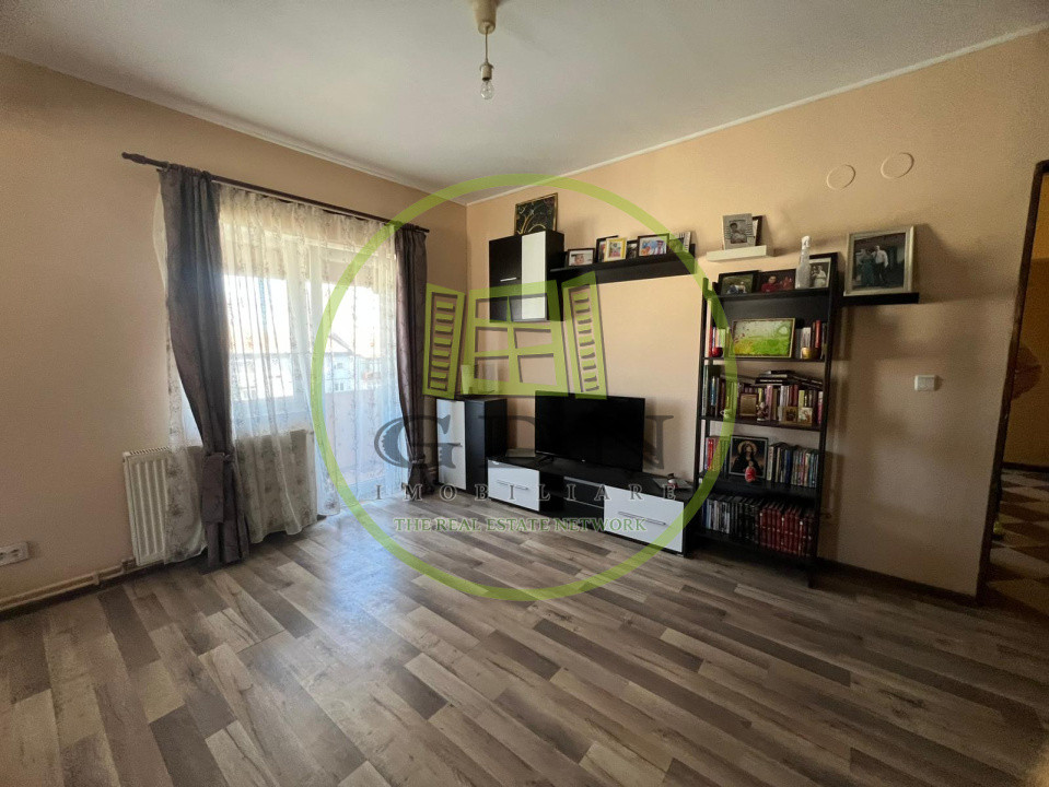 Apartament de vânzare 4 camere | 89 mp | Zona Vasile Aaron