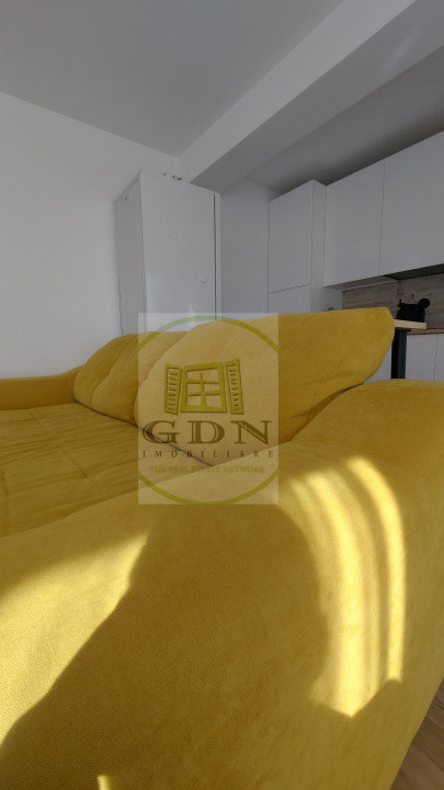 Inchiriere apartament 2 camere decomandat , Brasov Coresi Mall