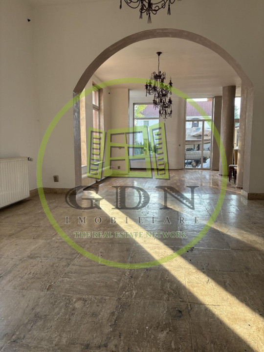 Vila impresionanta-oportunitate business