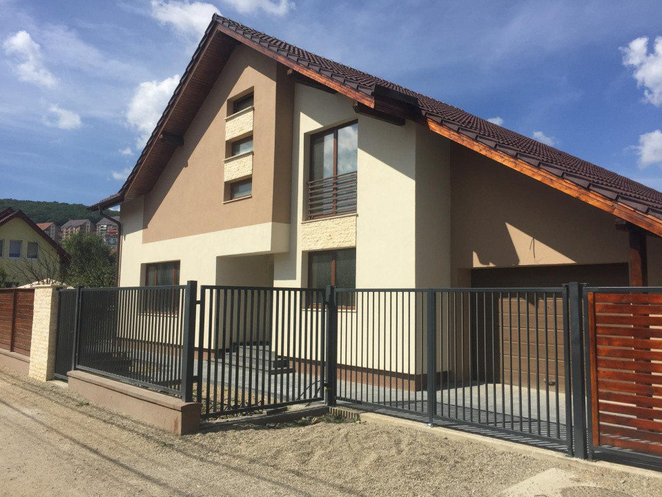 Închiriere casă nouă cu etaj, 5 camere, 180 mp., Mănăștur