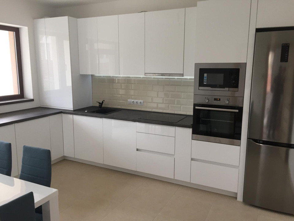 Închiriere casă nouă cu etaj, 5 camere, 180 mp., Mănăștur