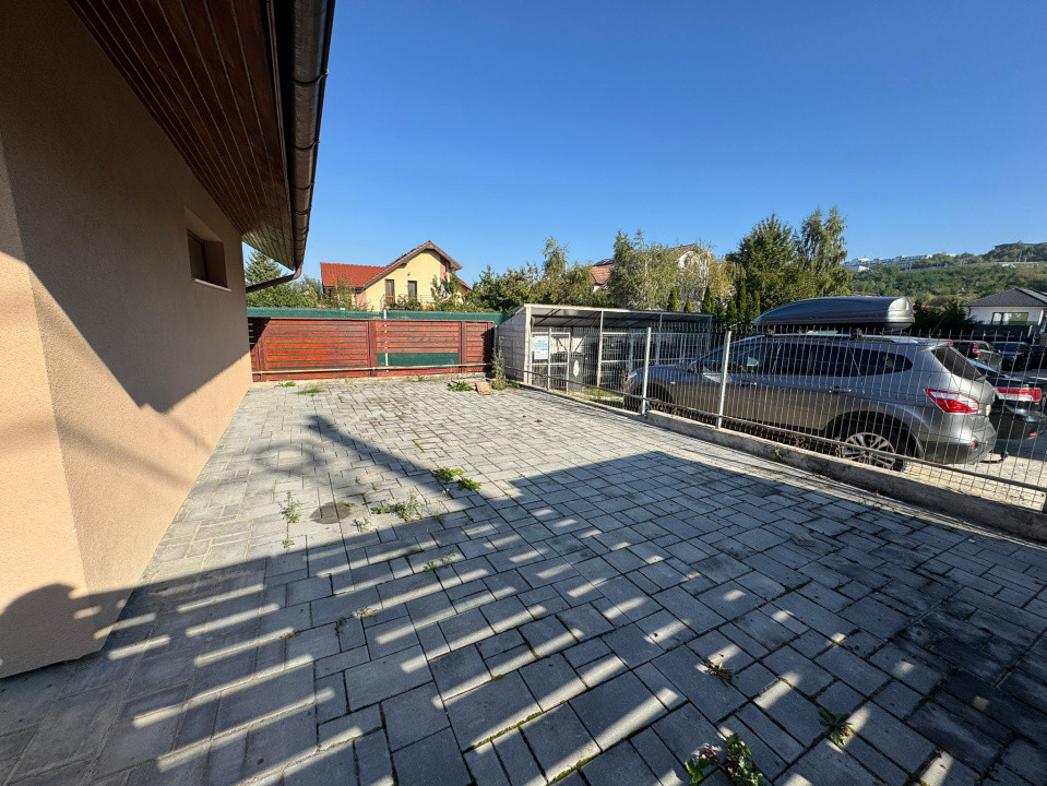 Închiriere casă nouă cu etaj, 5 camere, 180 mp., Mănăștur