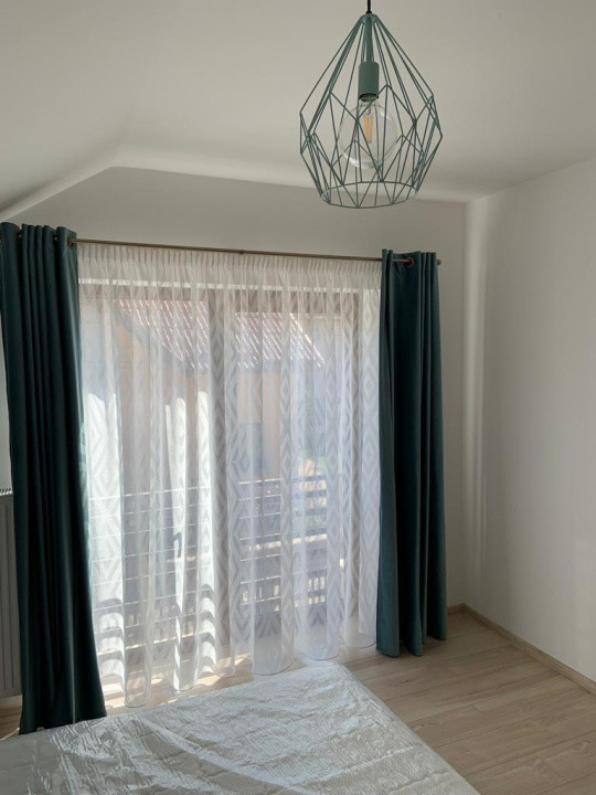 Închiriere casă nouă cu etaj, 5 camere, 180 mp., Mănăștur