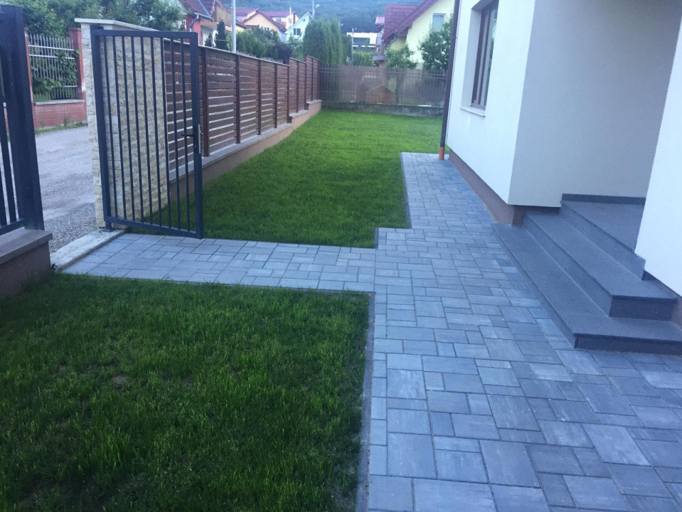 Închiriere casă nouă cu etaj, 5 camere, 180 mp., Mănăștur